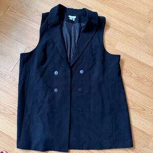 Dalia Elegant Black Vest